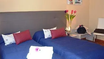 Alojamento de Acomodação e Pequeno-almoço Bellini 4*